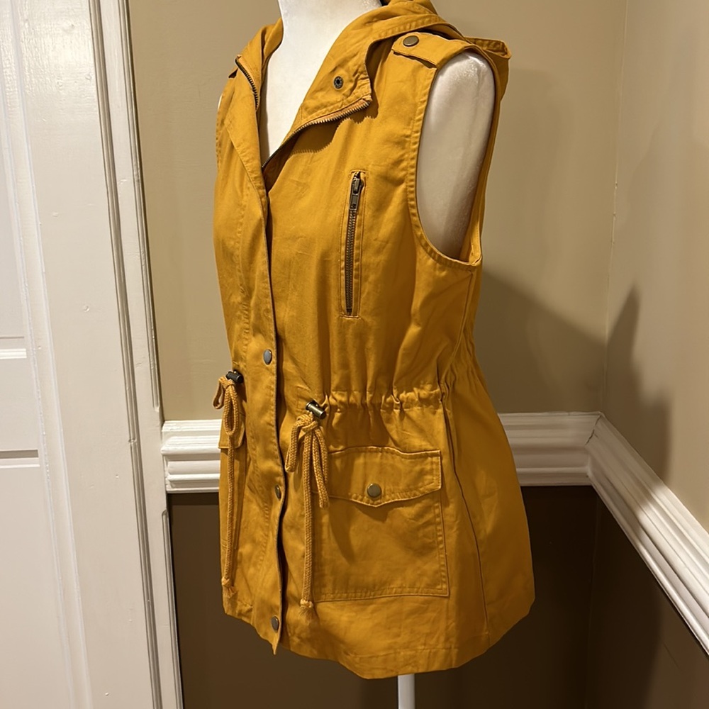 Zenana Outfitters Utility Vest. Small. New with tags - Picture 3 of 17